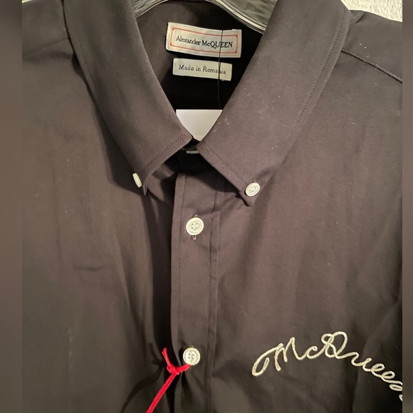 Alexander McQueen Short Sleeve Embroidered Logo Shirt Sz 15.5|M Brand New w/tags - Picture 3 of 4